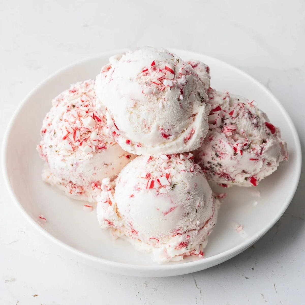 Refreshing Creamy Peppermint Ice